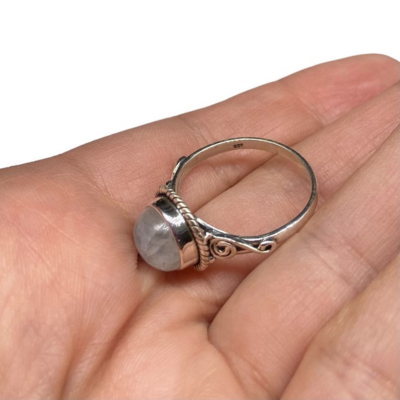 Rainbow Moonstone Ring Size 8 Solid Sterling Silver 925 Dainty Boho Stone - Picture 9 of 12